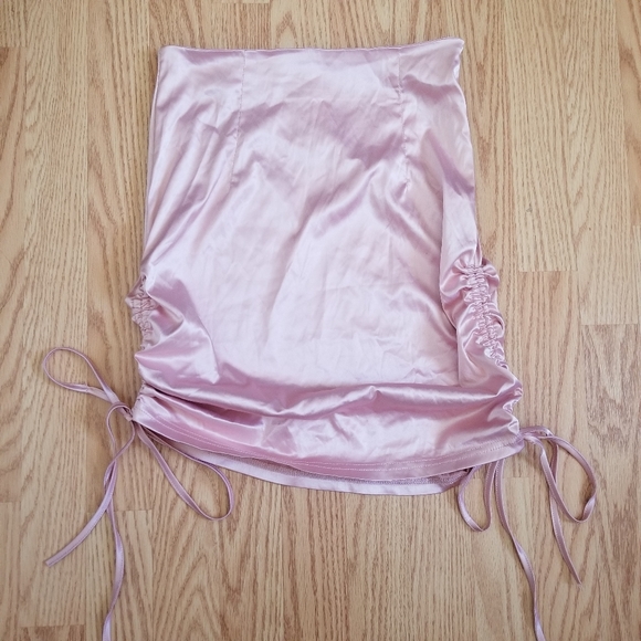 Pink Satin Ruched Miniskirt - Picture 2 of 3